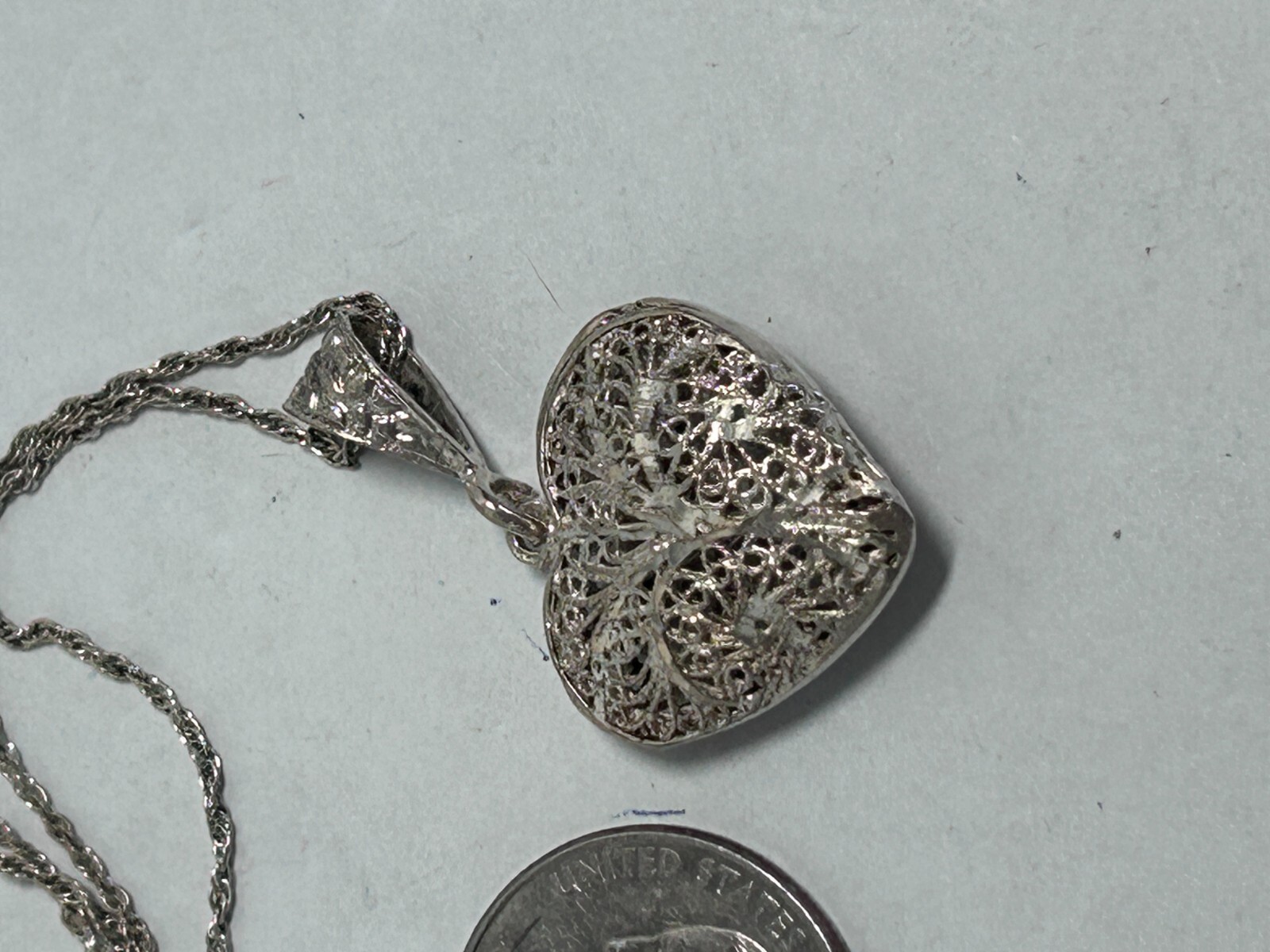 Vtg Sterling Silver Filigree Puff Heart Necklace N1254