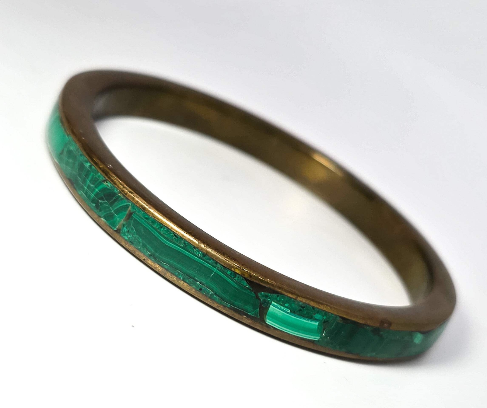 Malachite chip inlay green gemstone vintage brass bangle bracelet