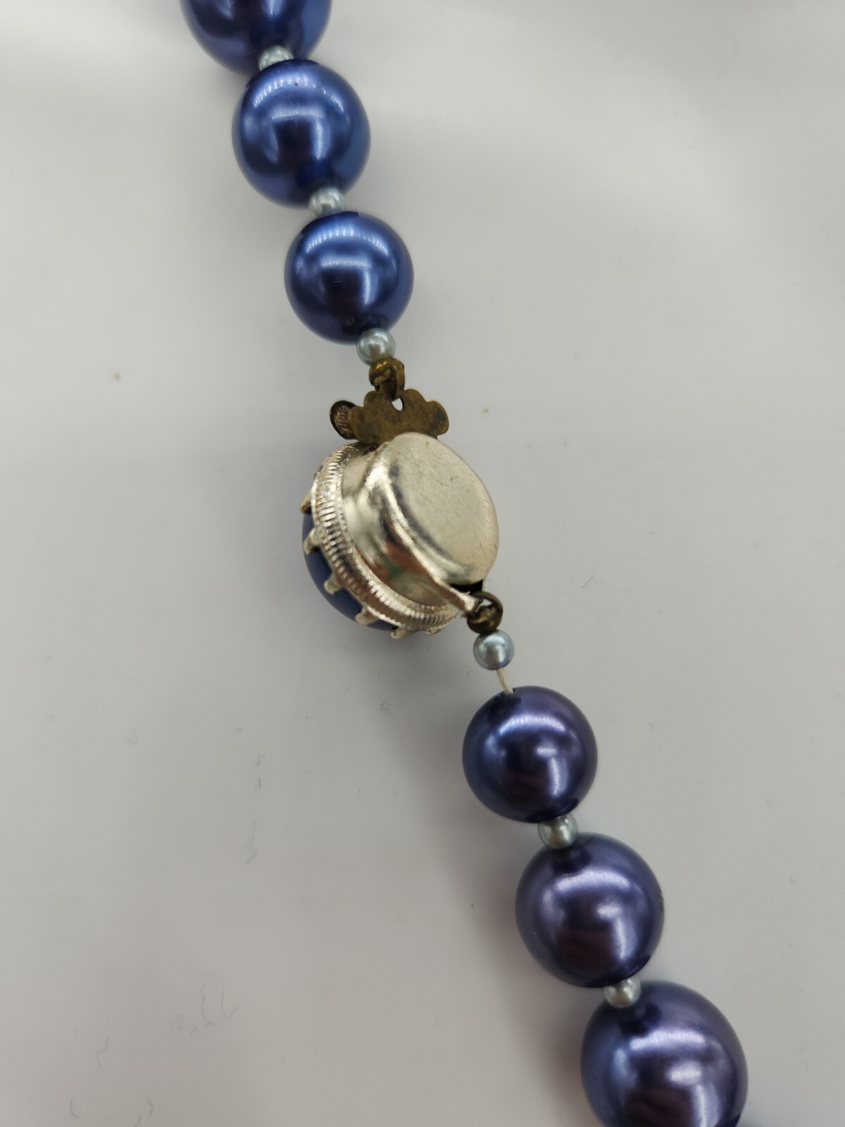 Vintage Blue Iridescent Strung Larger Faux Pearl Necklace Box Tab Closure JAPAN