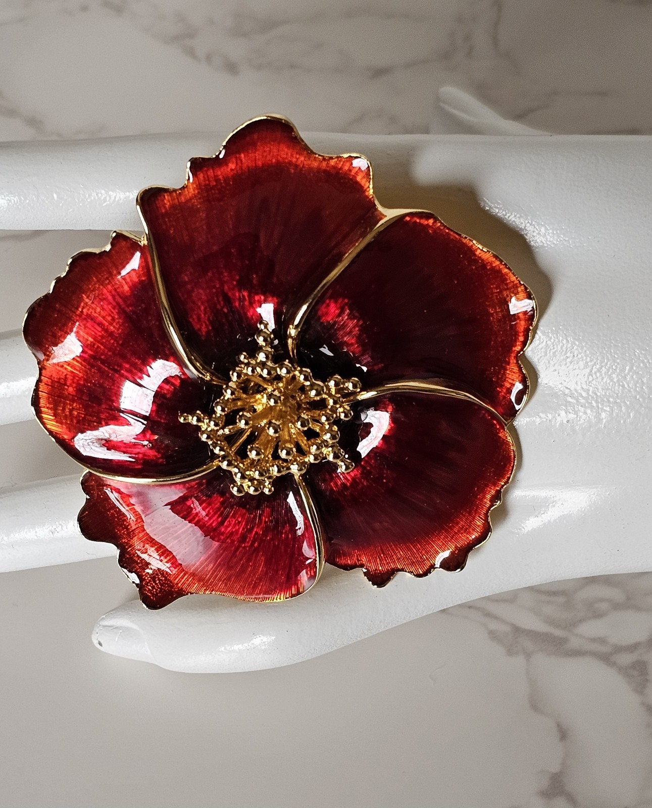 Vintage Red Enamel & Gold Tone Poppy Flower Brooch Pin