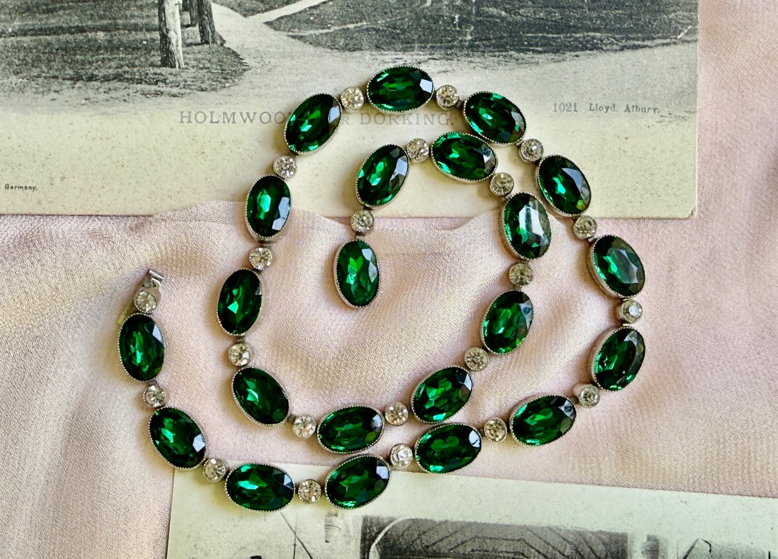 Very Nice Deco/Edwardian Emerald Paste Riviere – Silver Tone/Closed Back