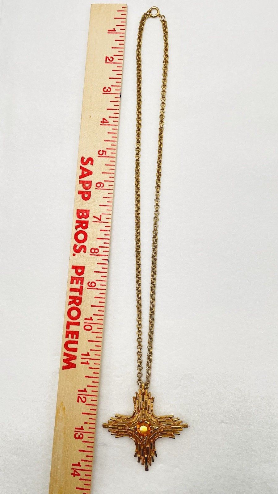 1978 Sarah Coventry Goldtone OMEGA Maltese Cross Rhinestone Pendant 24″ Necklace