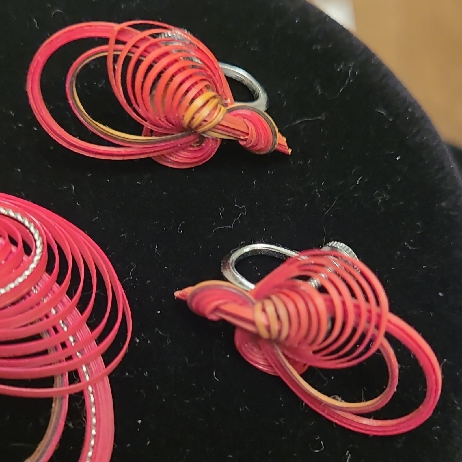 Vintage Signed Red Reed Bamboo Loop Pin Brooch & Screw-Back Earrings Set Women