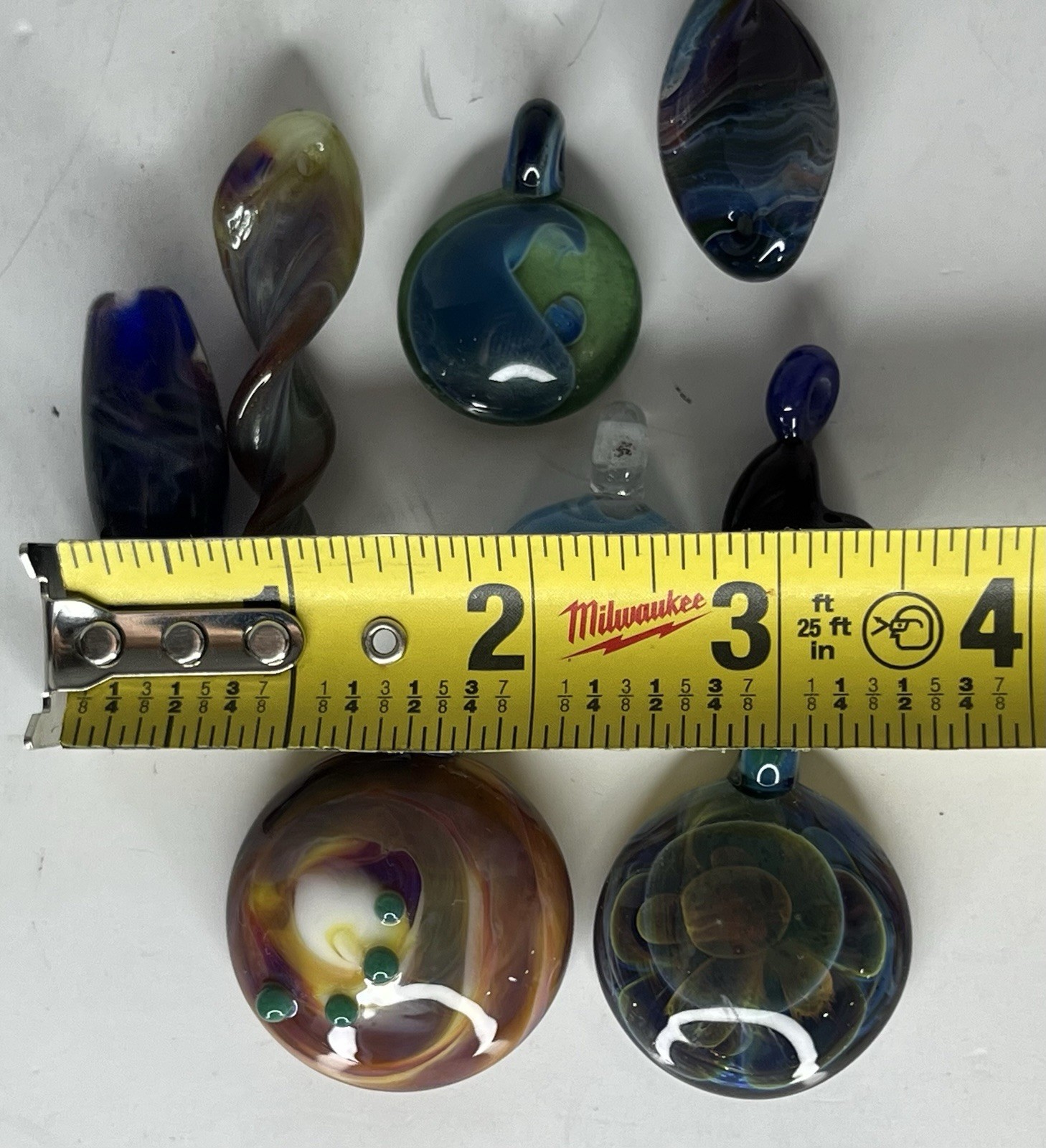 Lot Of 46 Artisan HandBlown Art Glass Flower Pendants Beads Murano Style In Case
