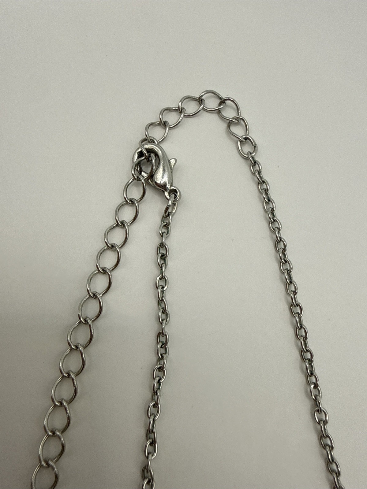 VCLM Dainty Art Deco Necklace Floral Design Black Clear Rhinestones Silver Tone