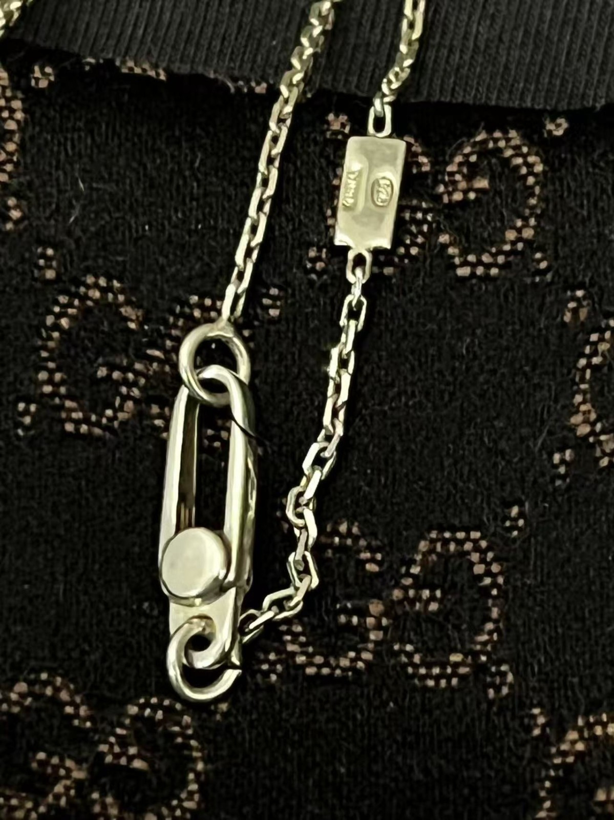 GUCCI Amethyst Twist Pendant 925 Silver Necklace 16.5in