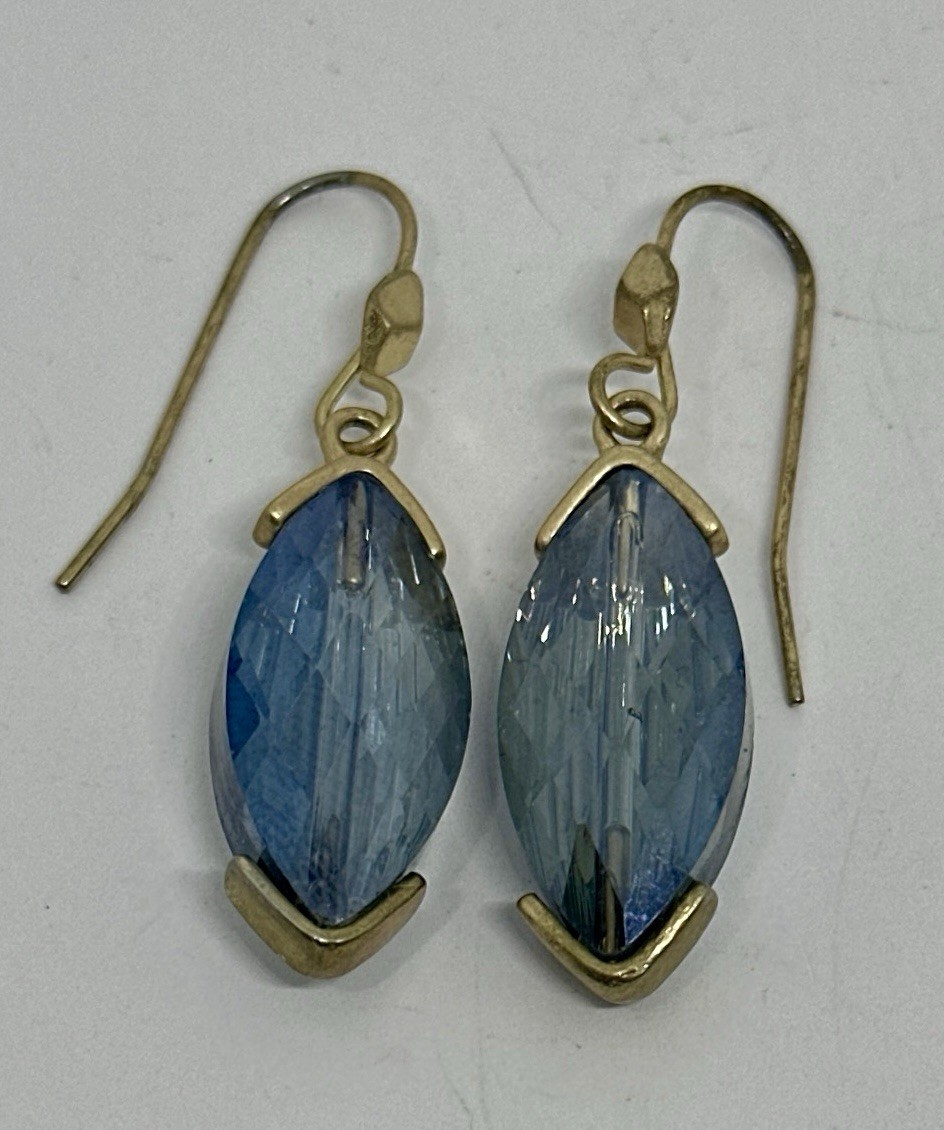 Vintage Gold Tone Blue Faceted Glass Dangle Pierced Earrings