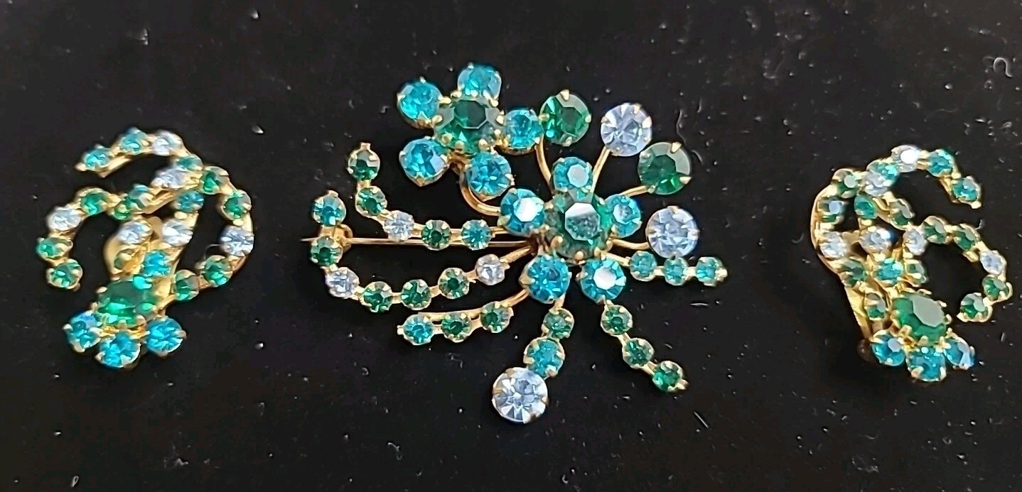 Vintage Austrian Teal Green Light Blue Floral Brooch W/Matching Clip Earrings