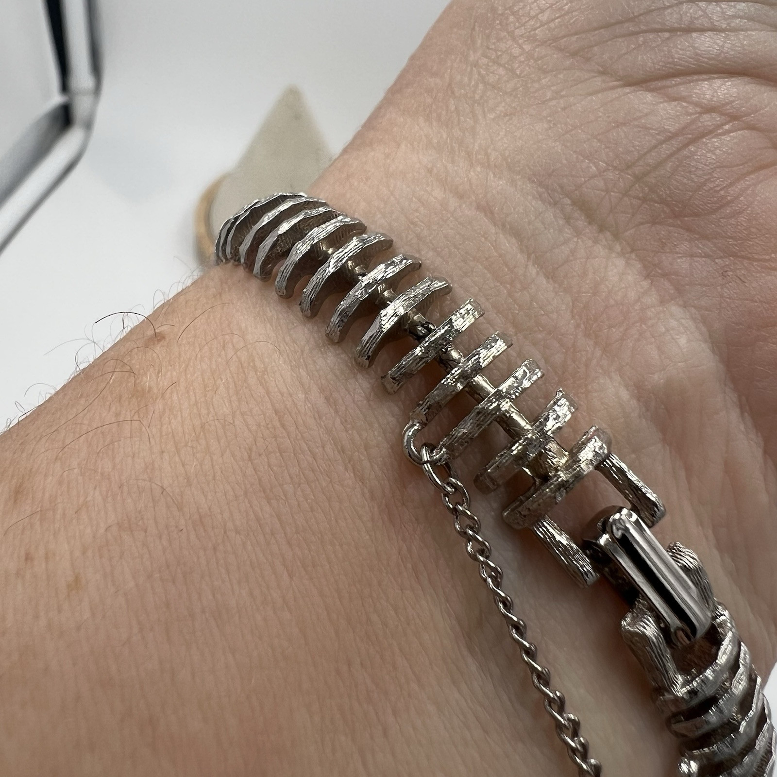 Vintage Silver Tone Chain Bracelet Safety Chain Foldover Clasp 7″