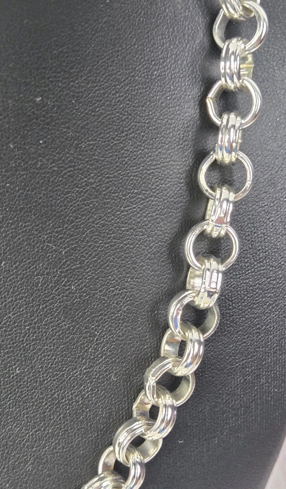 Vintage Rolo Chain Siler Tone Textured Necklace 16.5 In