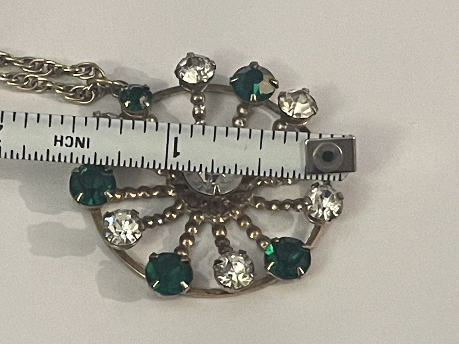 Vintage CA Co 12K Gold Filled 24″ w Green & Clear Stone Starburst Pendant🌺🌺