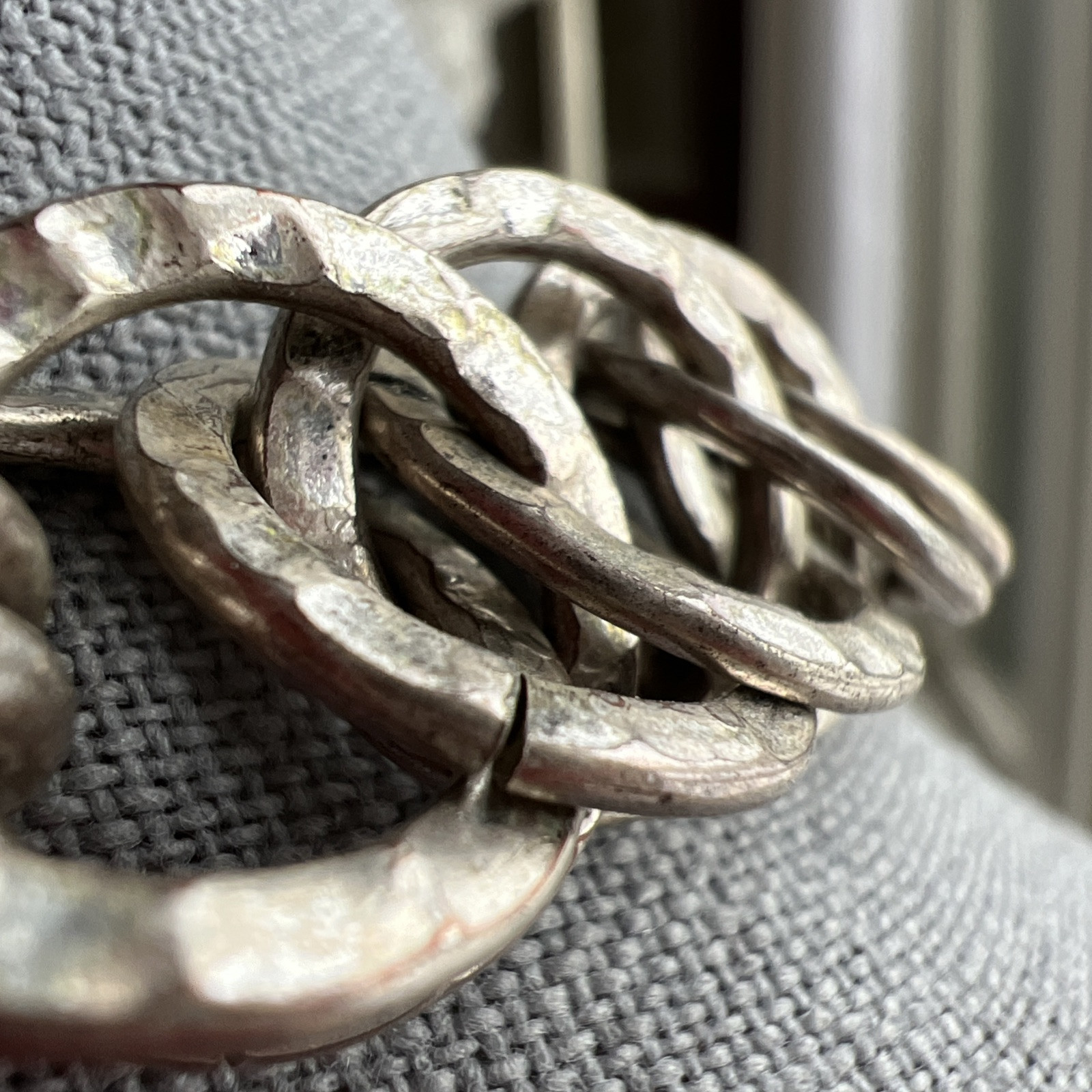 Vintage Double Link Silver Metal Necklace; Signed AV; Beautiful!