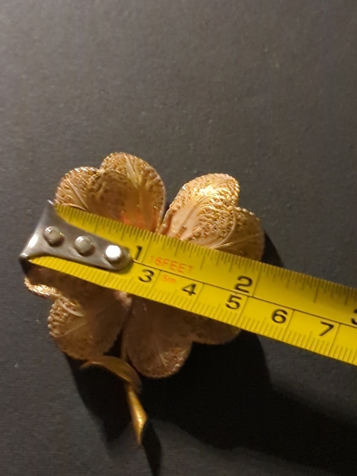 Vtg Heart Petal Flower Brooch Gold Filigree Pink Center ART Arthur Pepper Pin