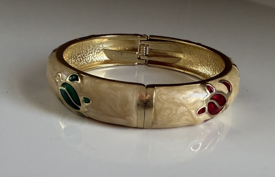 Vtg *Jui Long Xing* Ivory/ Gold Enamel Hinged Clamper Bangle Bracelet w/ Turtles
