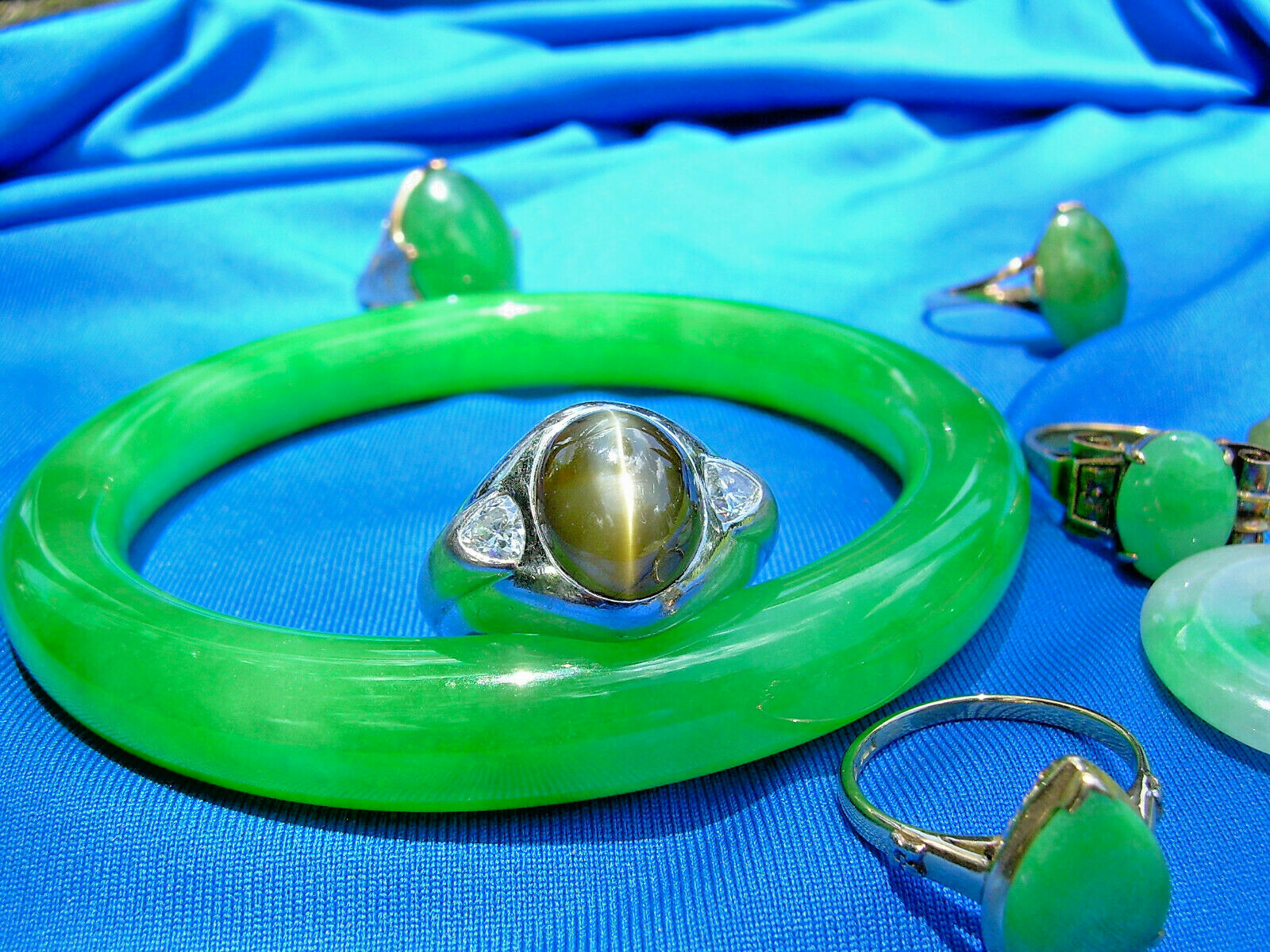 Original EARTH MINED Green Jadeite JADE Deco Engagement Ring 14K GOLD Solitaire