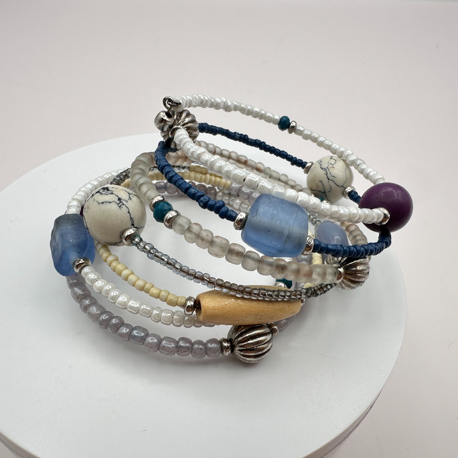 Vintage 90s Multi-Strand Wrap Bracelet Glass Beads Boho Women’s Fashion Jewelry