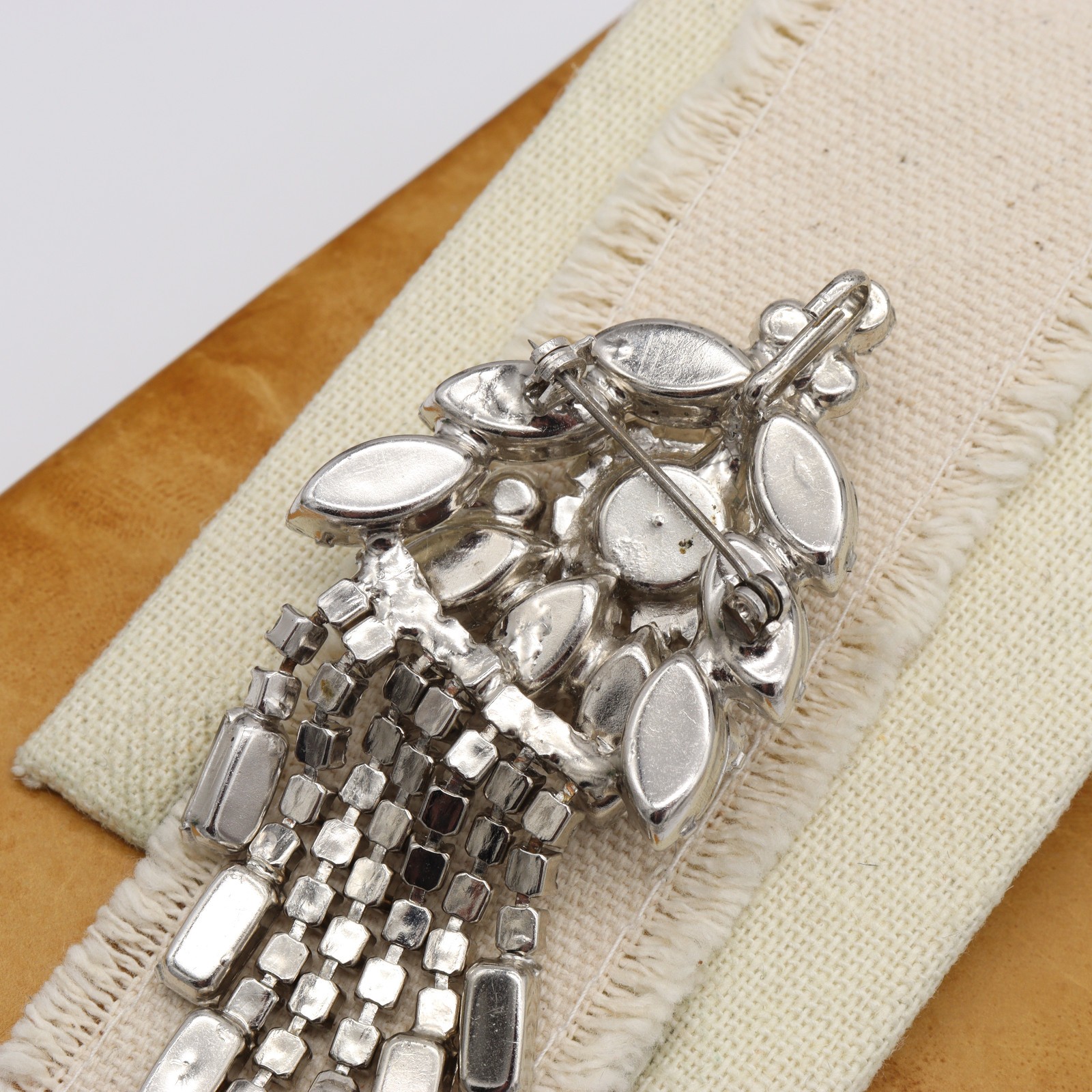 Vtg Juliana D&E Clear Rhinestone Brooch Pendant Dangle Fringe Pin Layered