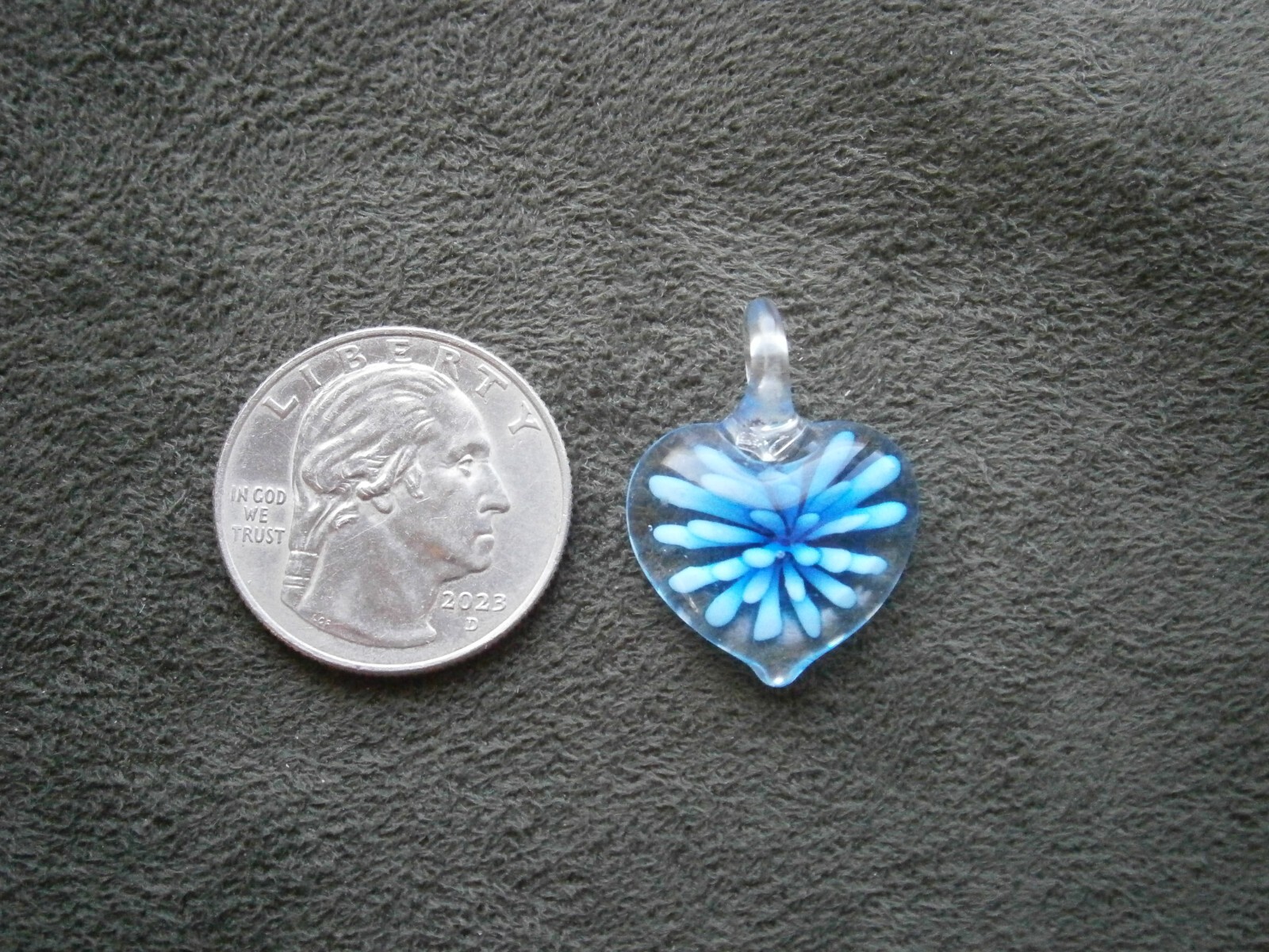 Handblown Blue Flower in Heart Vintage Glass Pendant 3.3g