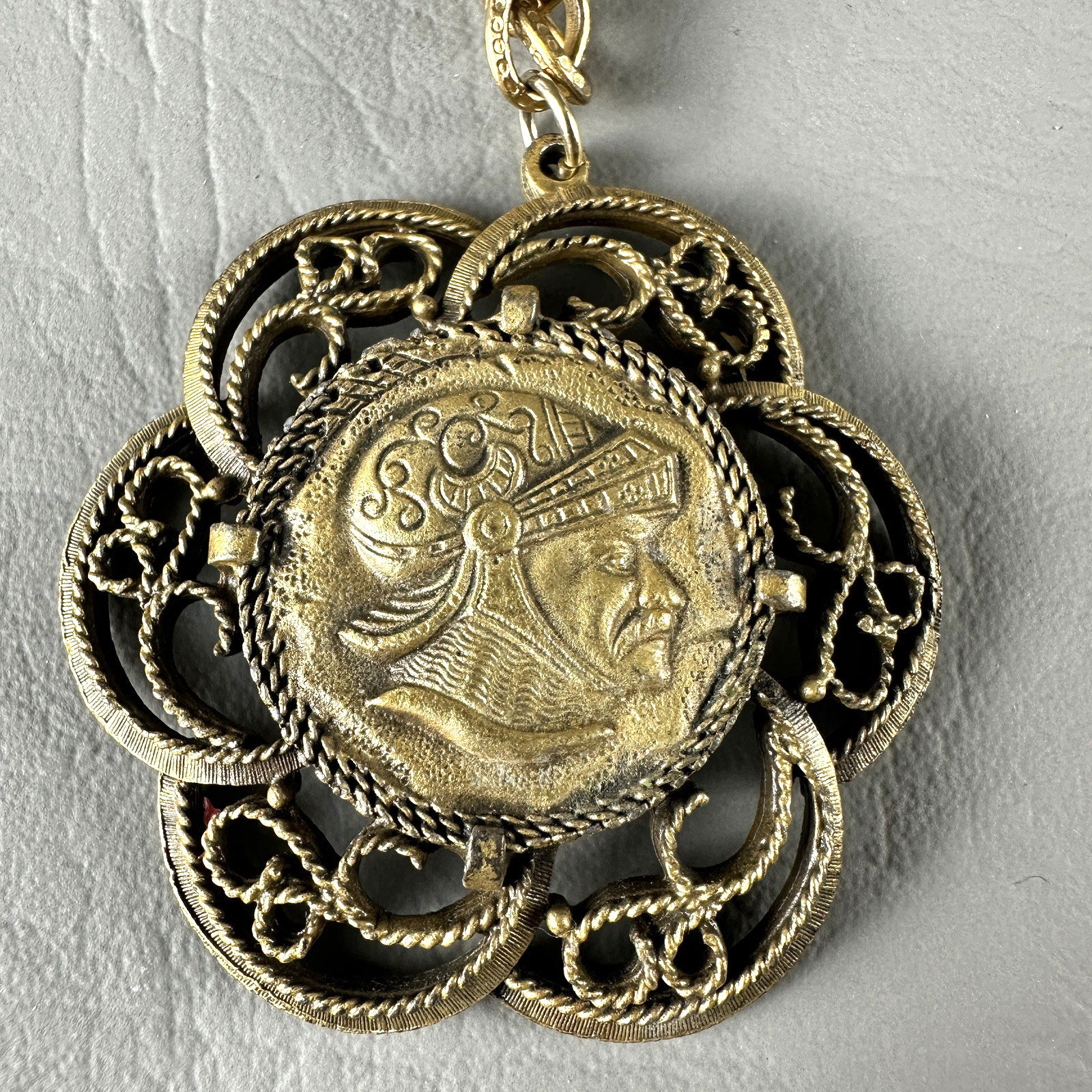Vintage Medallion Necklace Gold Tone Coin Filigree Pendant Heraldic 35″