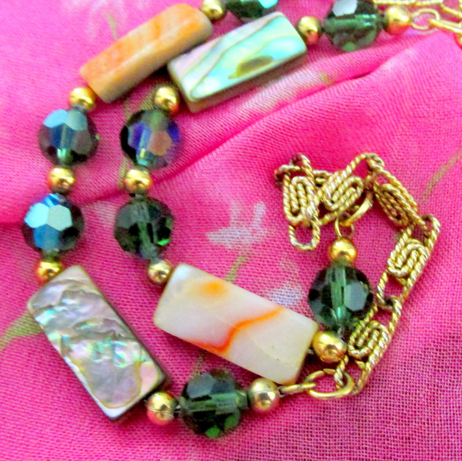 VTG RUNWAY NAPIER 60″ CHAIN ABALONE MOP GREEN CRYSTAL BEAD NECKLACE BOOK PIECE