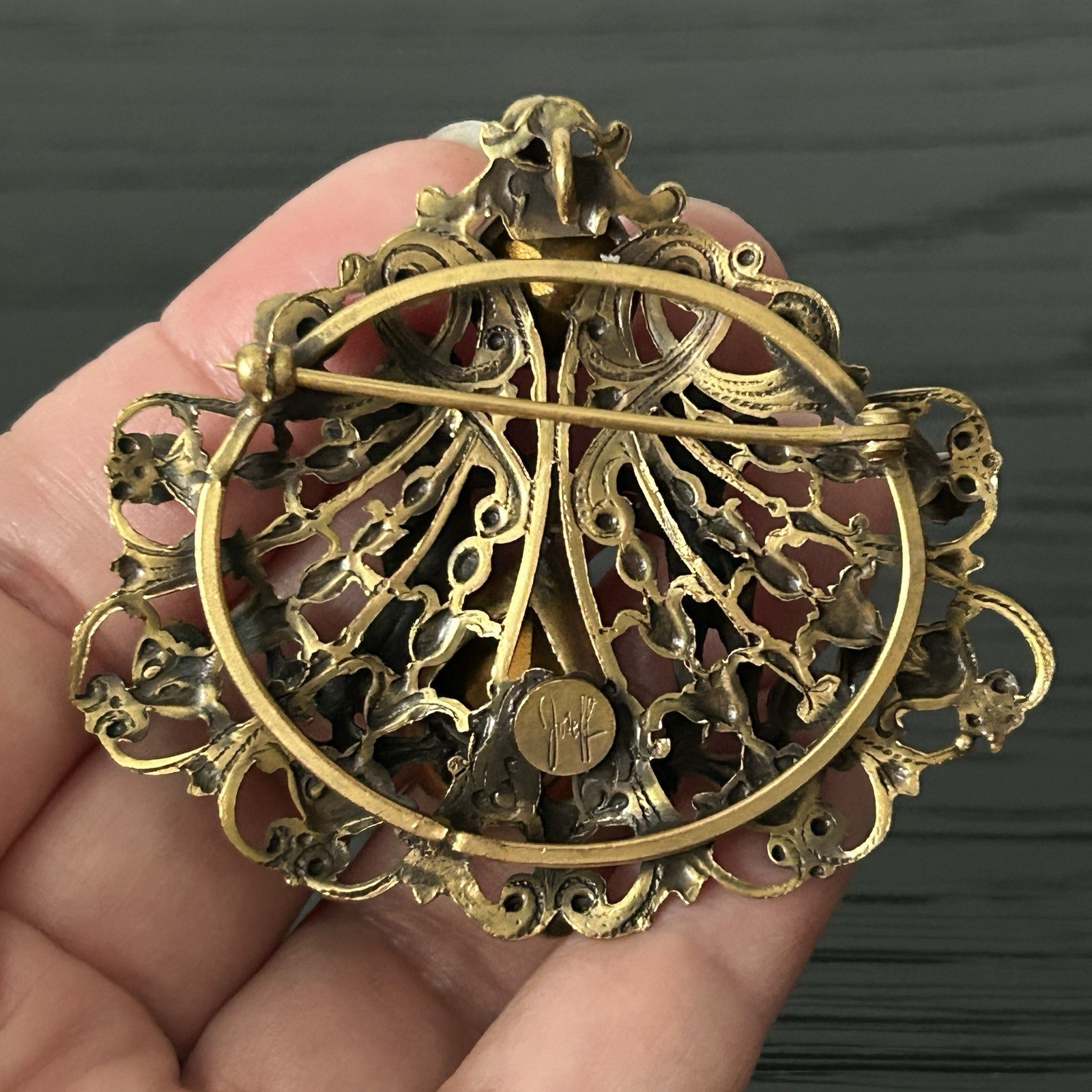 VTG Joseff of Hollywood Brooch/Pendant Gilt Brass Dangling Rhinestone Cherubs