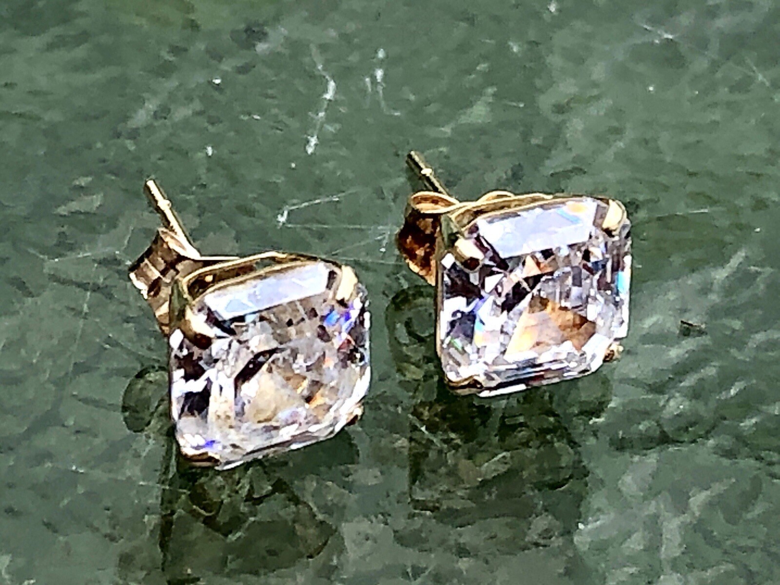 Vtg 14k Cushion Cut 7mm AAA CZ Stud Earrings- Amazing Sparkle Signed 1.6g