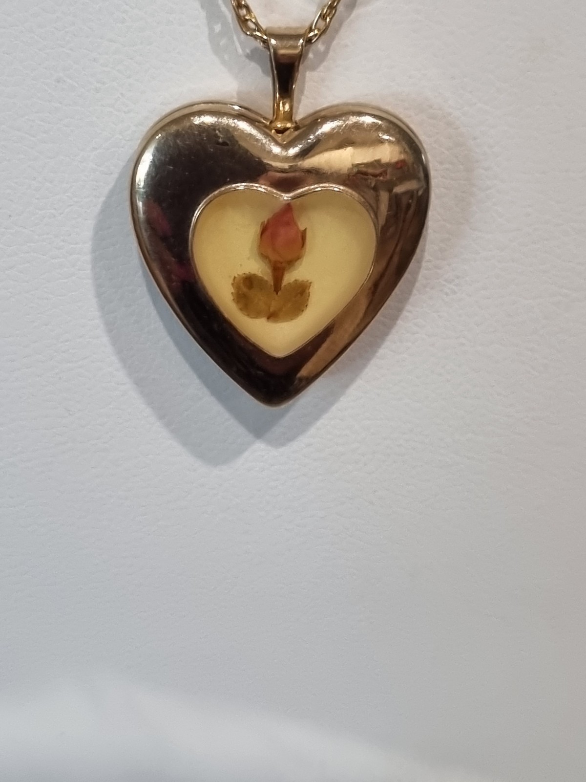 Vintage 14k Gold Filled Perpetual Real Rose bud Heart Locket Chain See Video