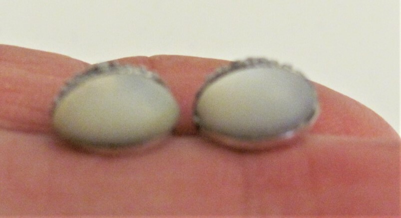 VTG Sterling 925 White Moonstone & Marcasite Round Dome Stud Earrings 1cm diam.