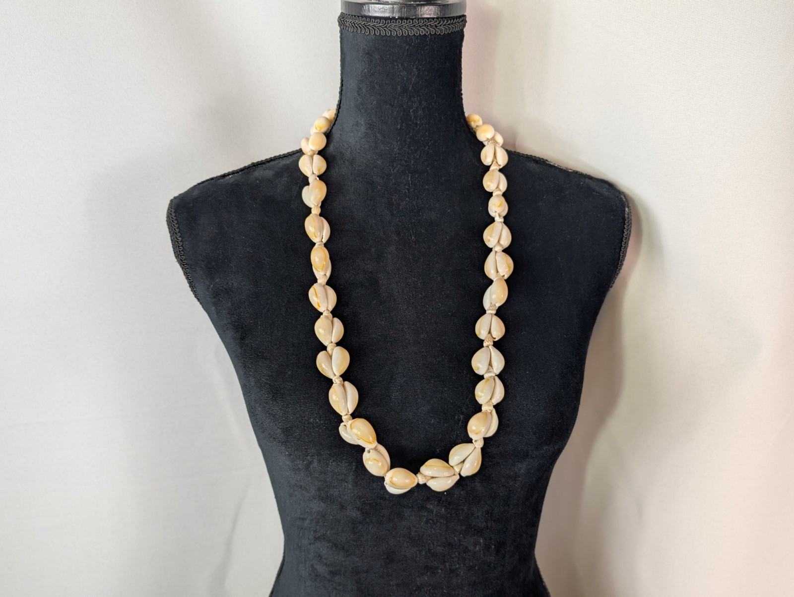 Vintage Hand Knotted Polished Large Sea Shell Beaded Long Necklace Unique Design