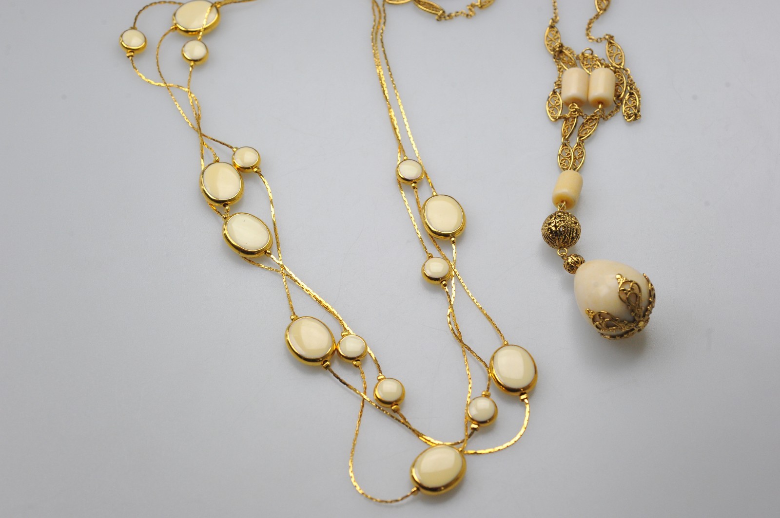 Necklace LOT Avon Ivory cream gold tone layered dangle filigree PE26