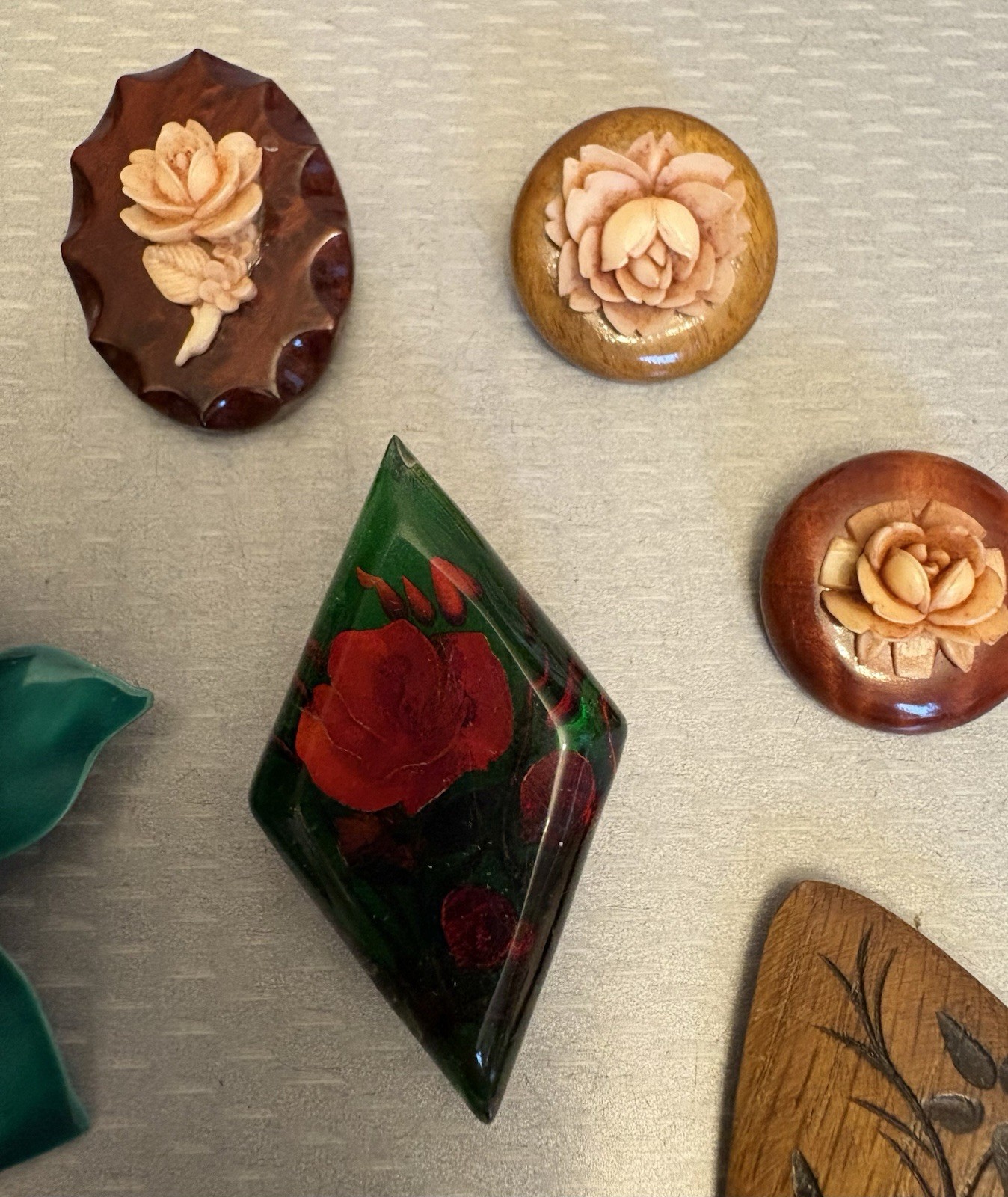 Vintage Flower Pin Brooch Lot Enamel Austria England Wood Lucite Mod Roses 8P