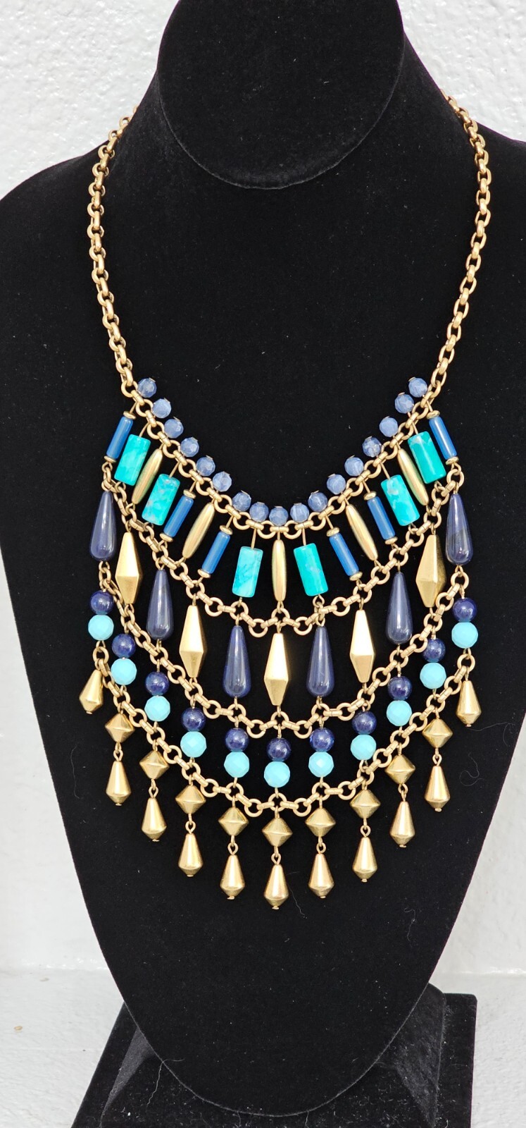 STELLA & DOT necklace gold tone chain gold black aqua stones & beads 14”