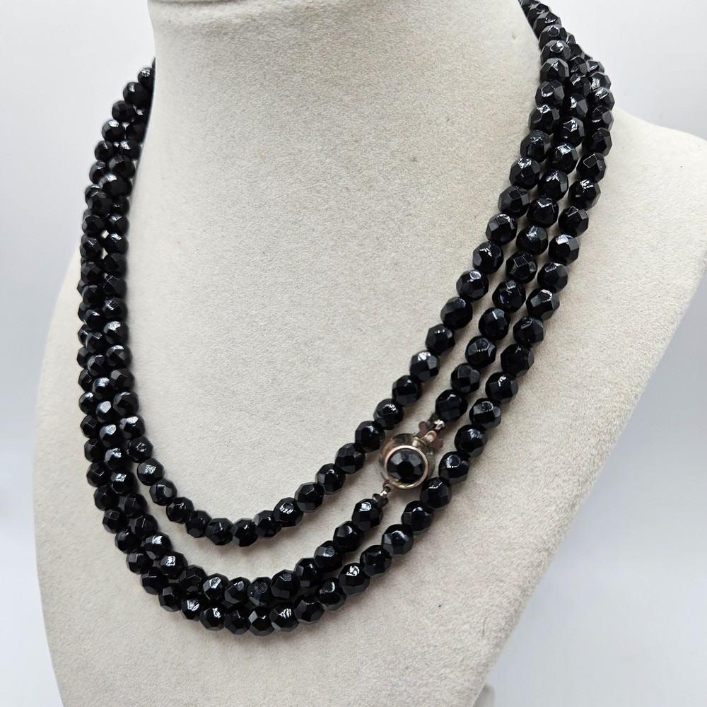 VINTAGE Convertible Black Faceted Glass Bead Long Necklace Round Box Clasp Close