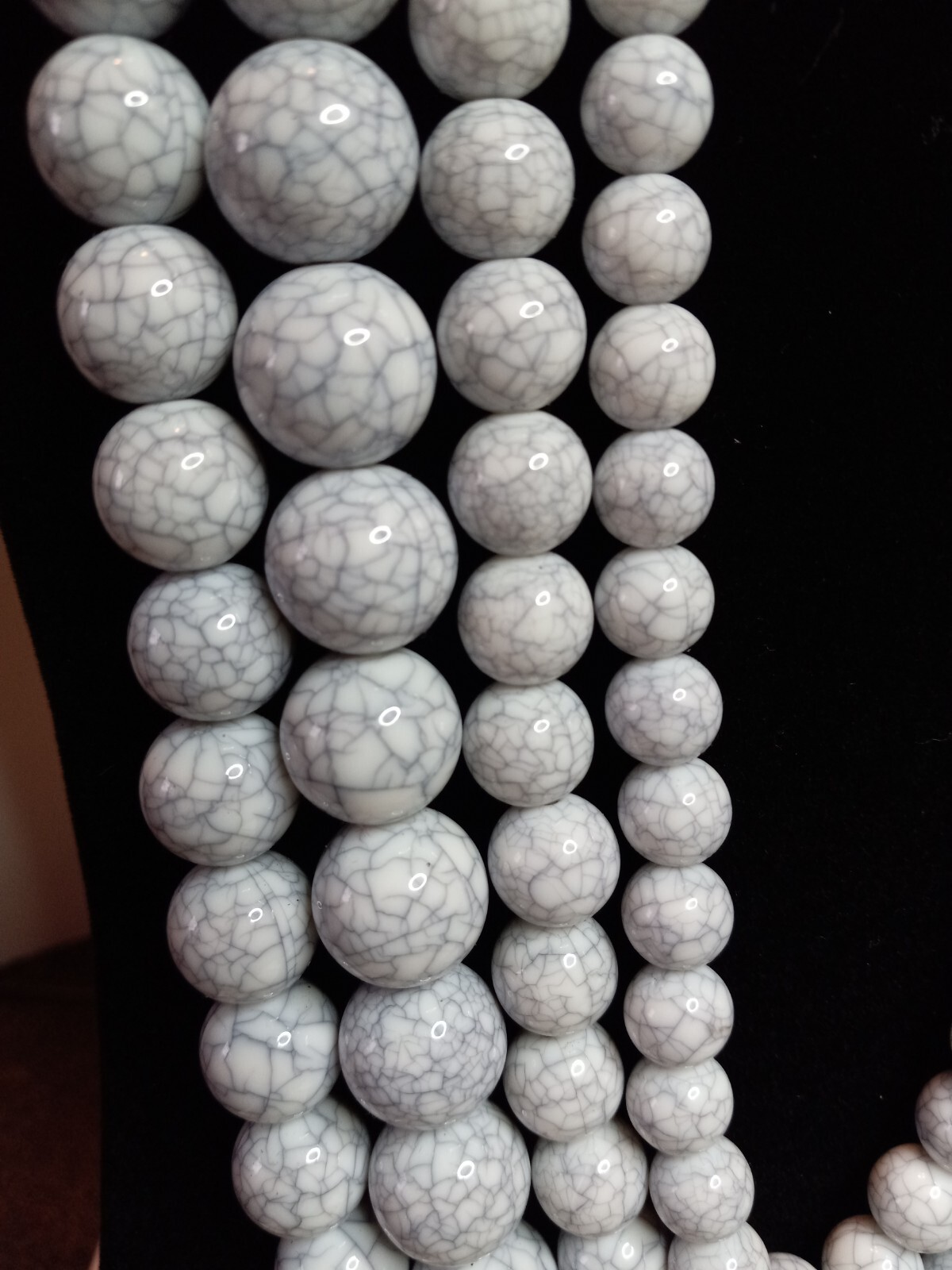 Vintage Sugarfix By Baublebar White/Gray Crackle 5 Strand Adjustable Necklace