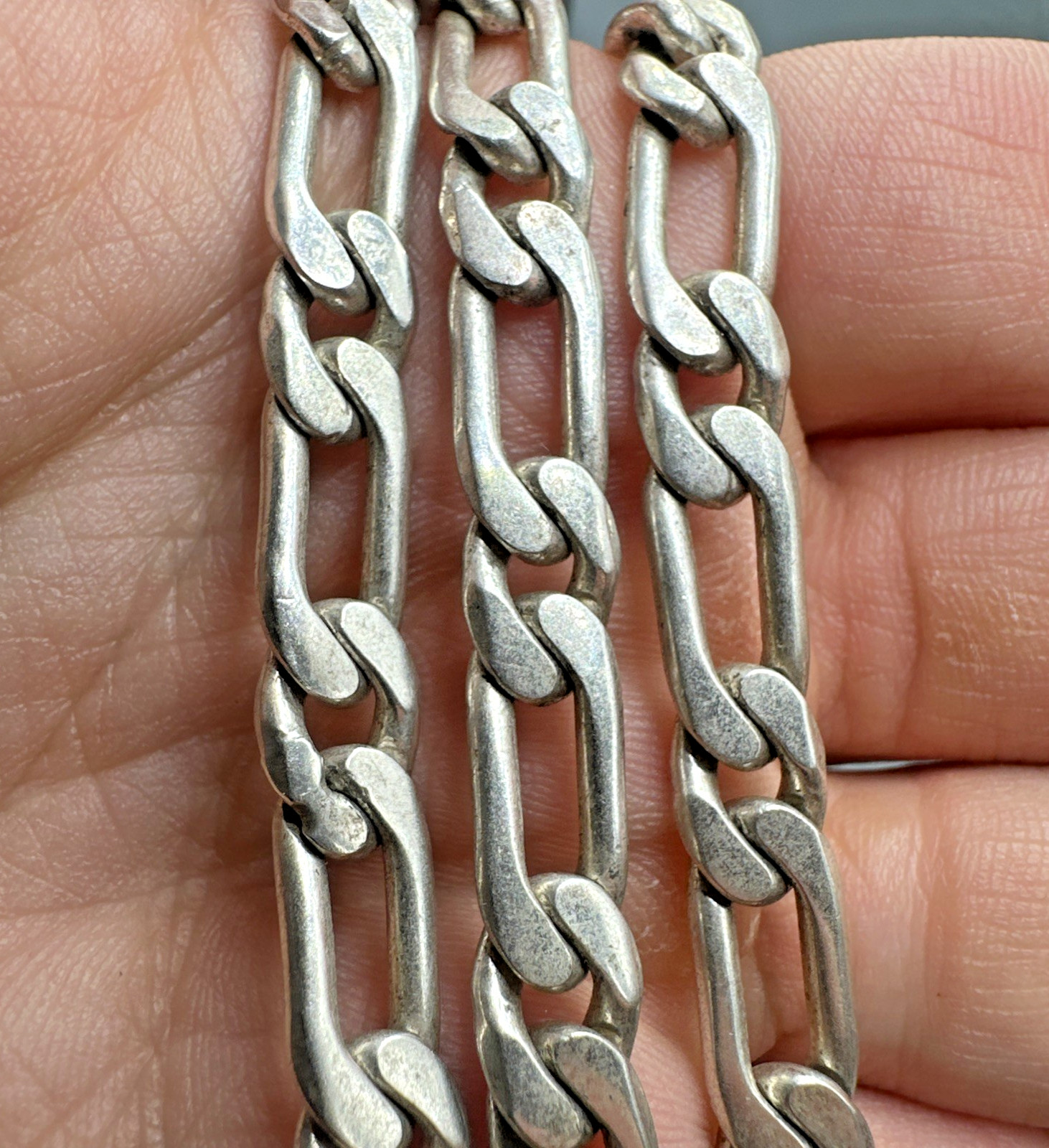 Vtg Custom Textured Reversible 25.5” 67.9g Sterling Figaro 1:1 Chain Necklace