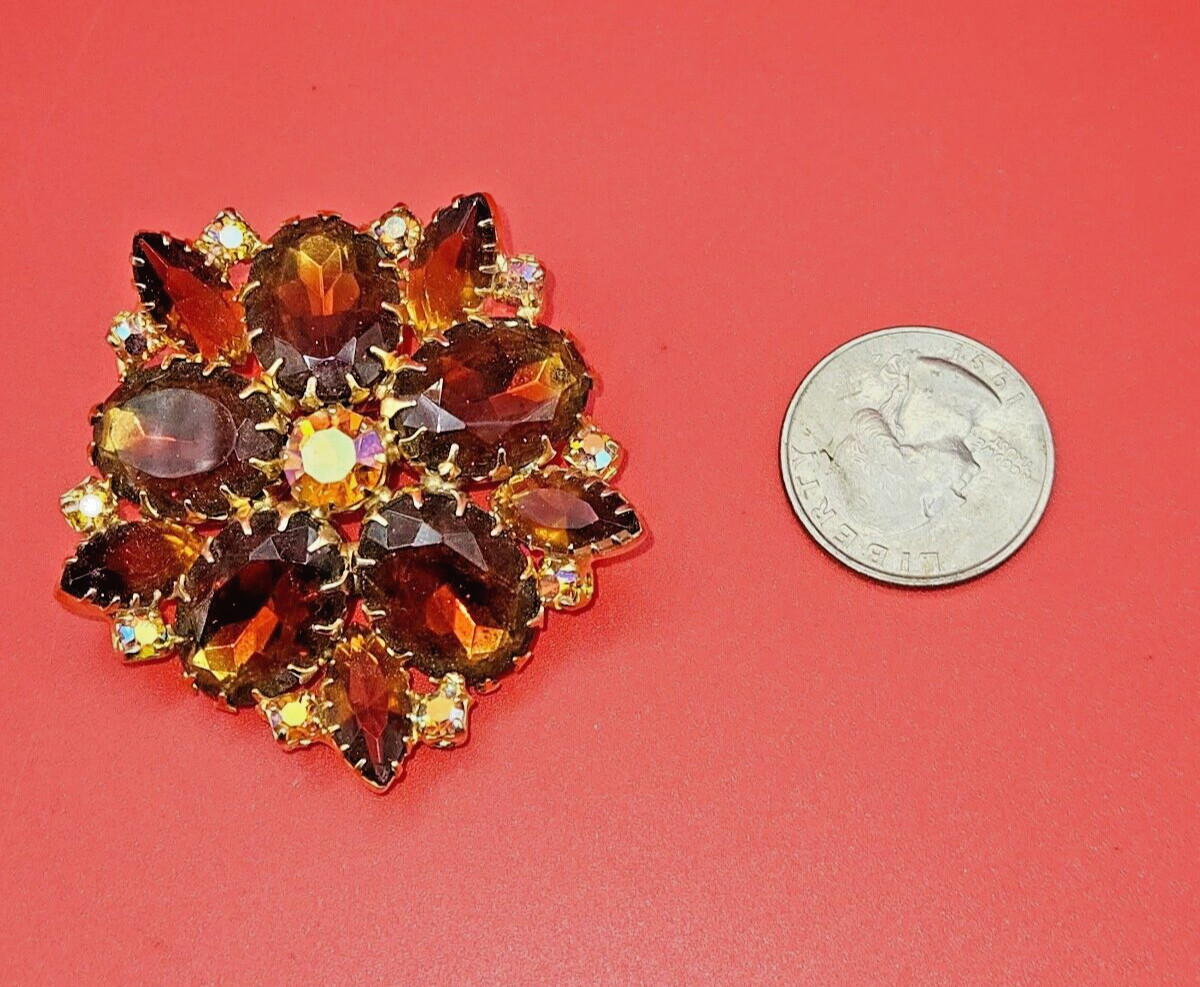 Topaz Amber Brown Layered Rhinestone Vintage Brooch Pin Juliana Style Sawtooth