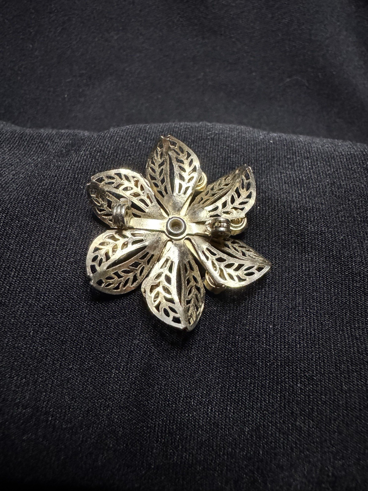 4 Vintage Brooches Gold & Silver Tone w/ Multicolor Stones, Unsigned