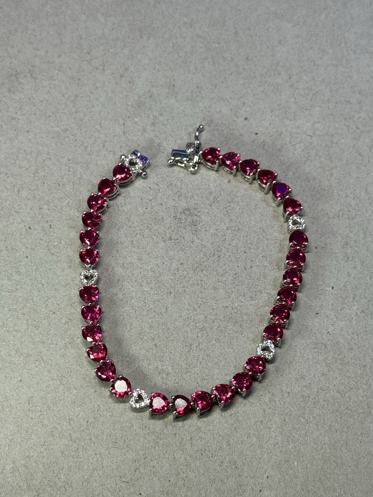 EMA 925 Lab Created Ruby And White Sapphire Hearts Bracelet Tennis 7.25″ 12g