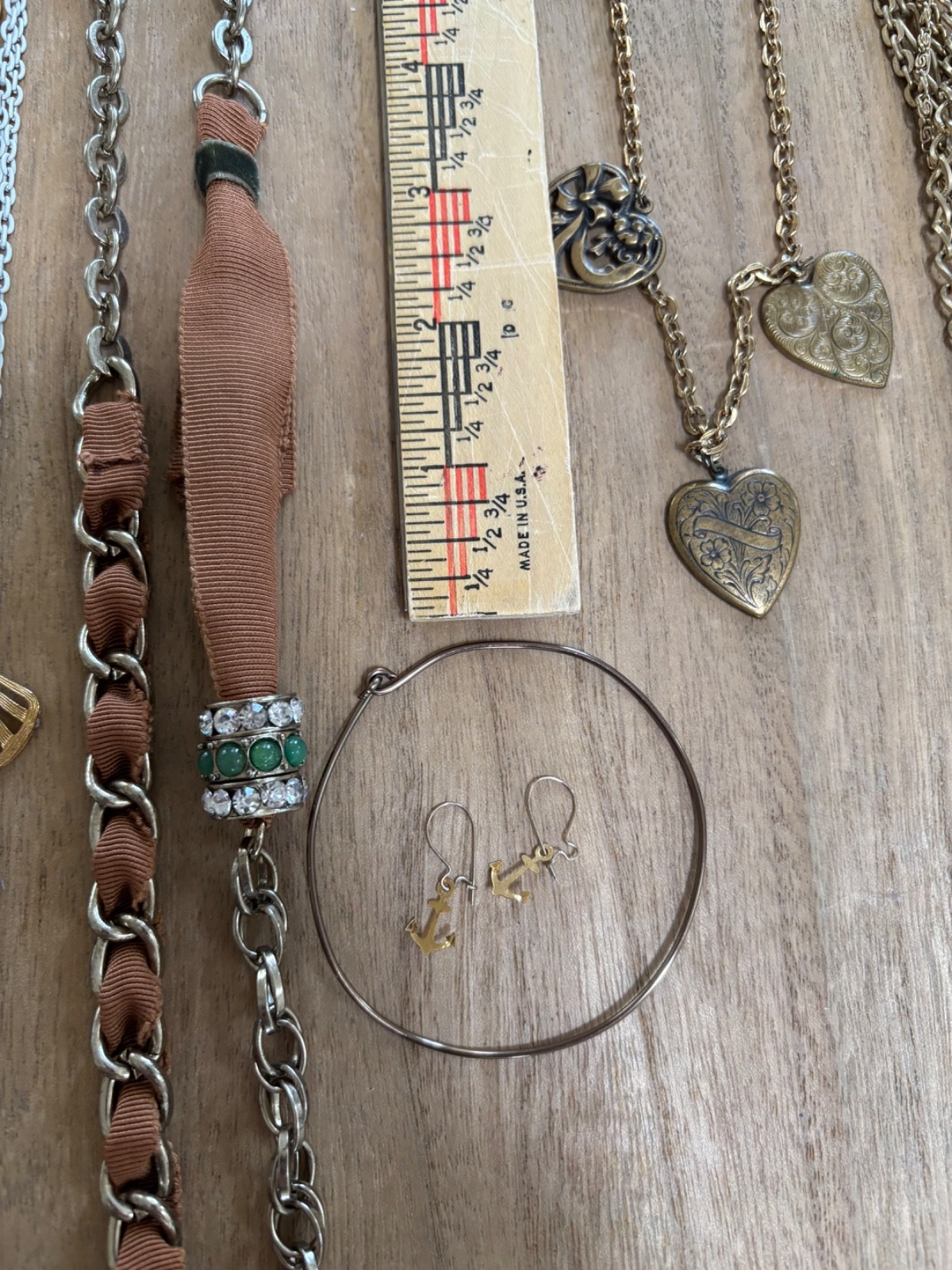 LOT Of Used Vintage Gold/Brass Toned Costume Jewelry Necklaces- 6 pieces
