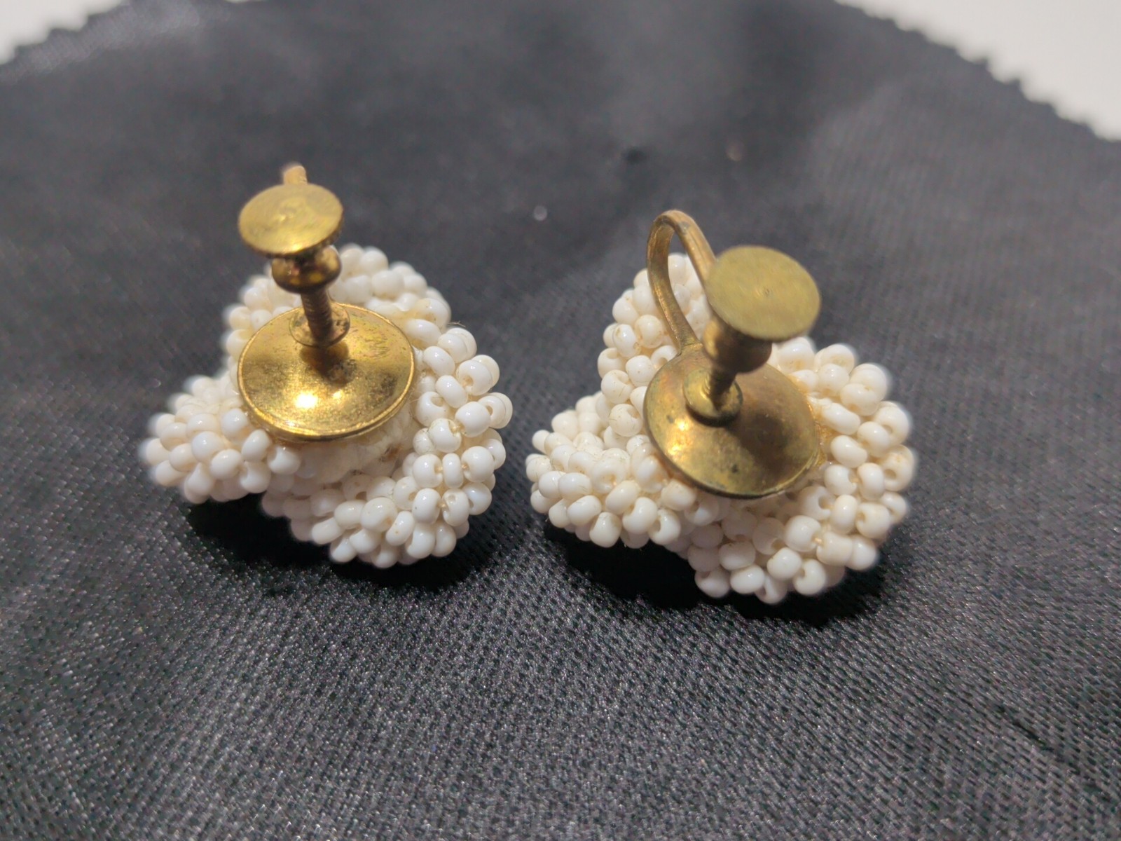 ✨VINTAGE✨ Mid Century Tiny Beaded Knot Style Screw Back Earrings