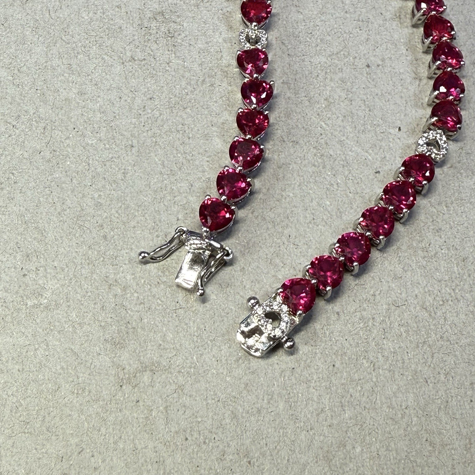 EMA 925 Lab Created Ruby And White Sapphire Hearts Bracelet Tennis 7.25″ 12g