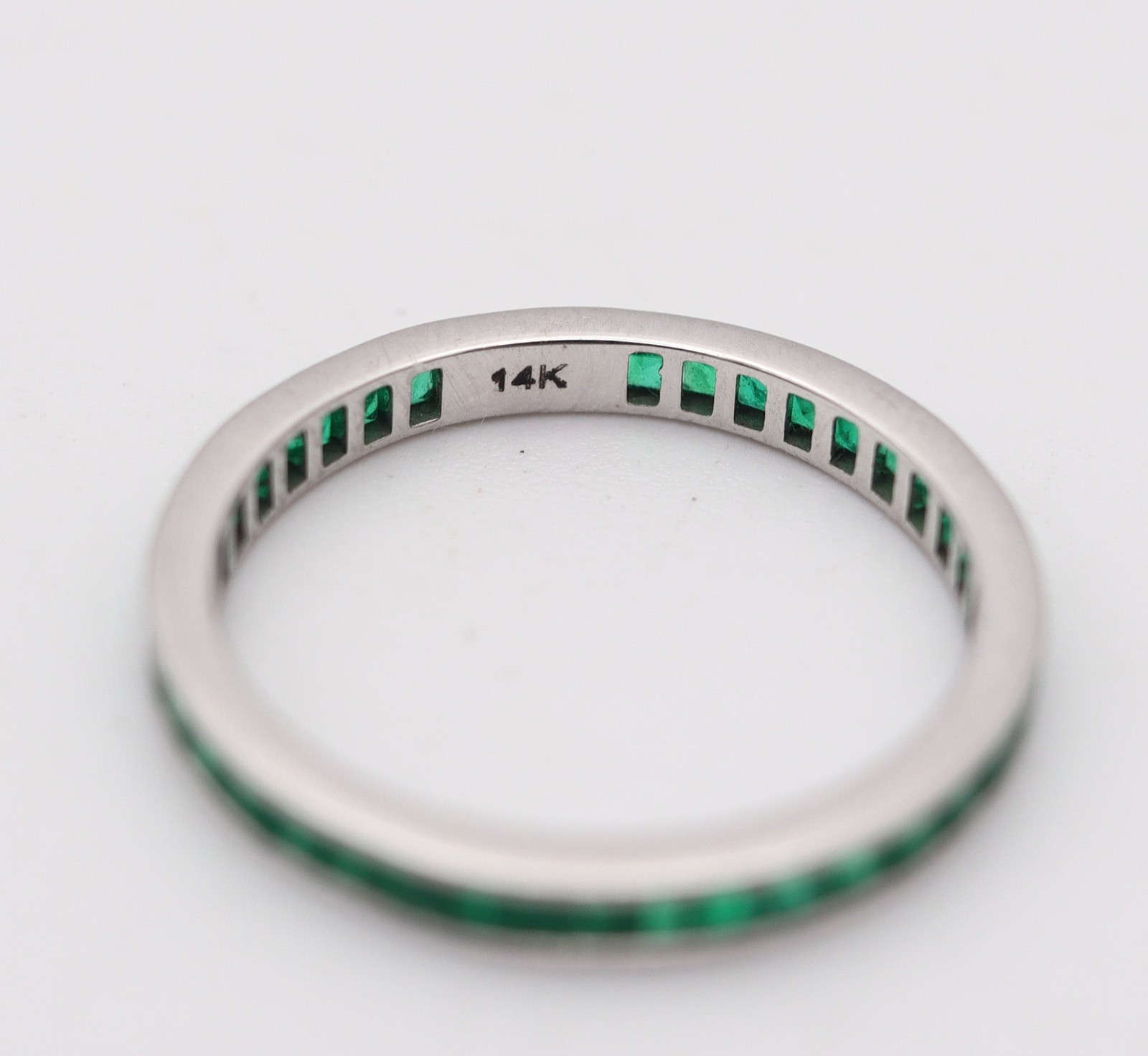 ETERNITY Ring Band In 14Kt White Gold With 1.30 Ctw In Vivid Green Emeralds