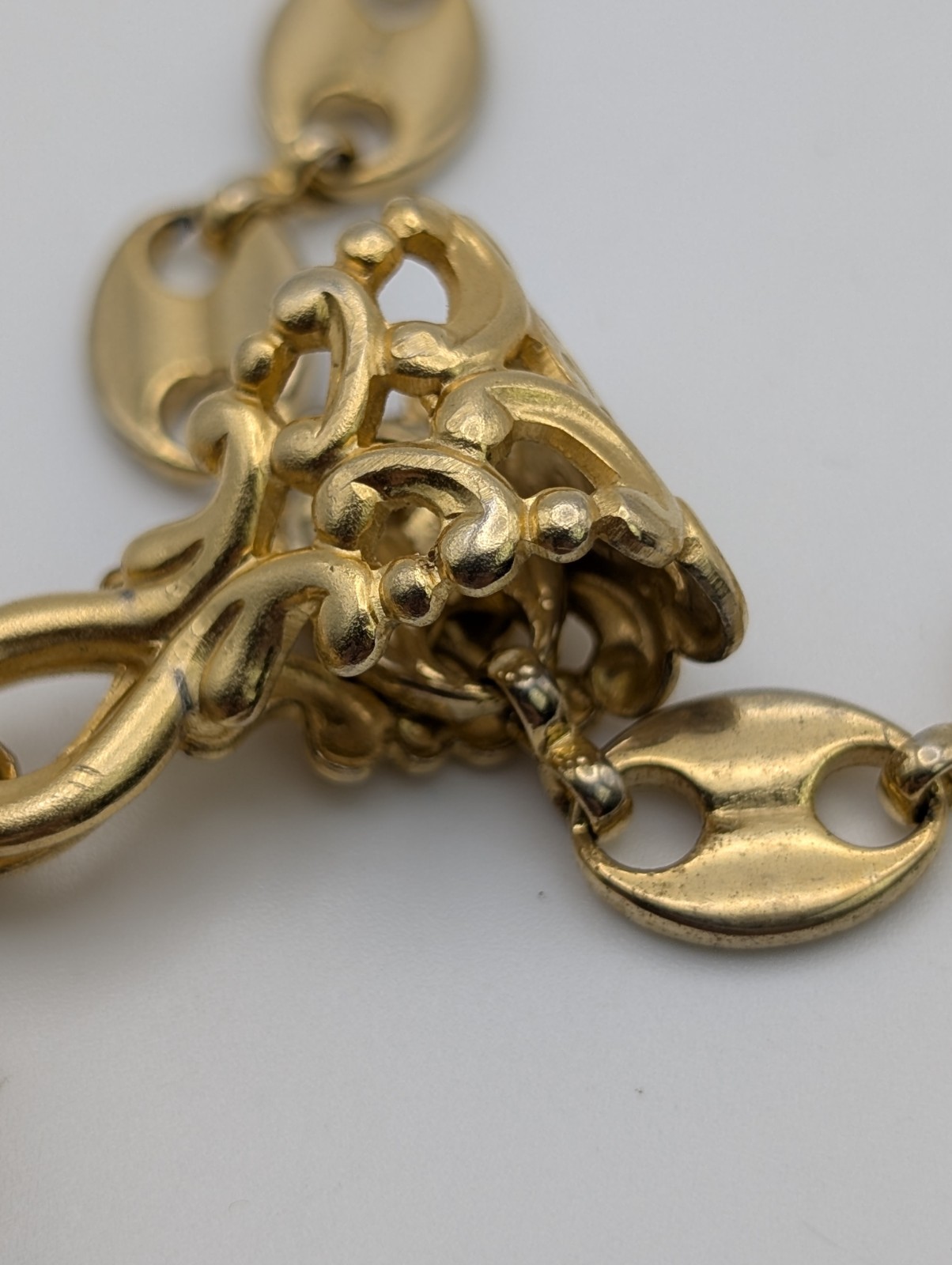 Vintage Floral Heart Locket Pendant 16″ Mariner Coffee Bean Link Chain