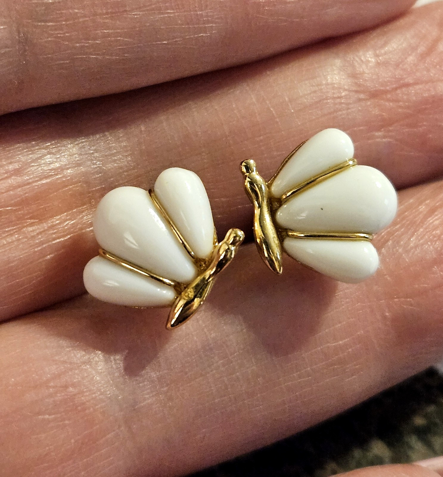 AVON Butterfly 1978 BURST OF SPRING Cuff Bracelet & 1981 GATSBY Post Earrings