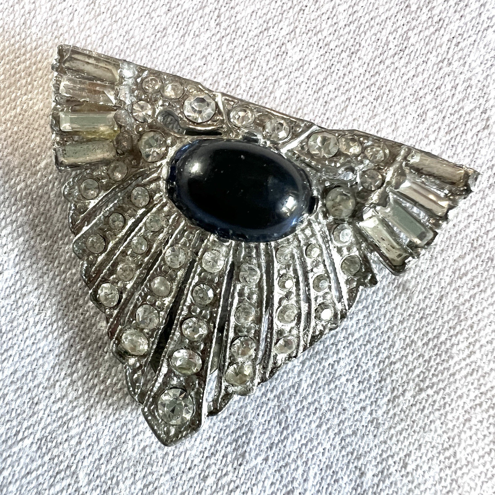 SINGLE DRESS CLIP Sapphire Blue Cabochon Rhinestones Vintage 1930s 1.5 X 2”