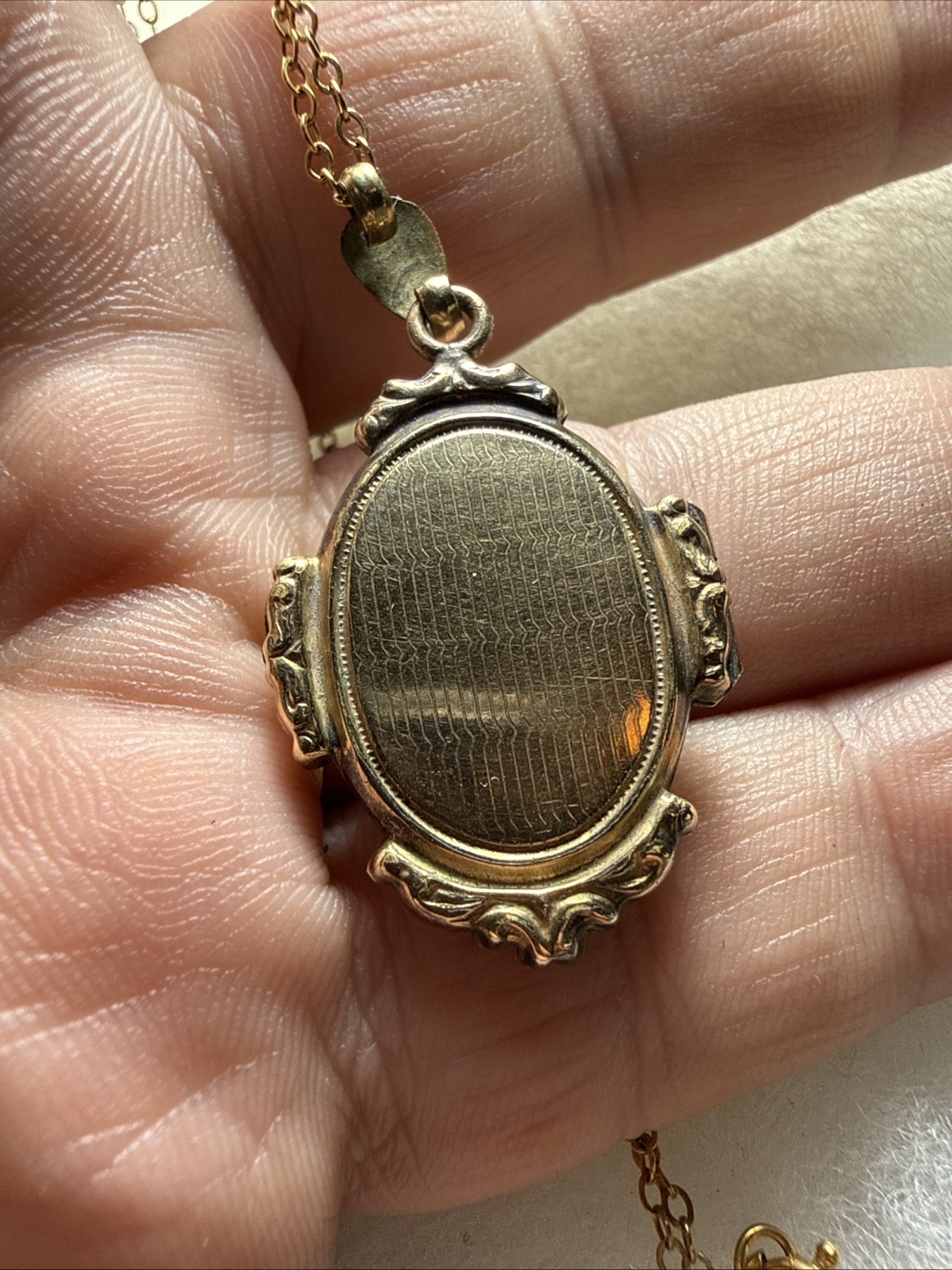 Necklace Locket Victorian 100 Years Old Gold Filled Vintage 17” Gold Fill Chain