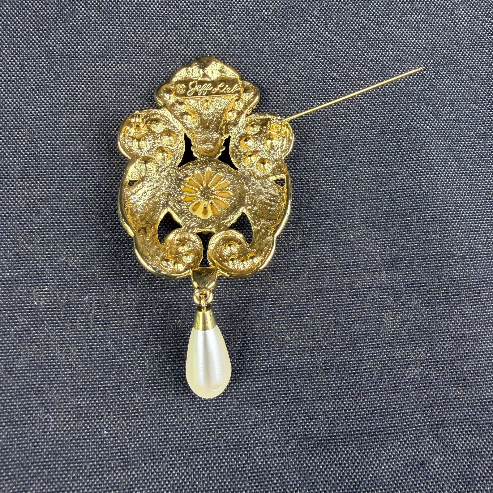Vintage Jeff Lieb Gold Clear Crystal Pearl Cabochon Purple Stone 4” Brooch Pin