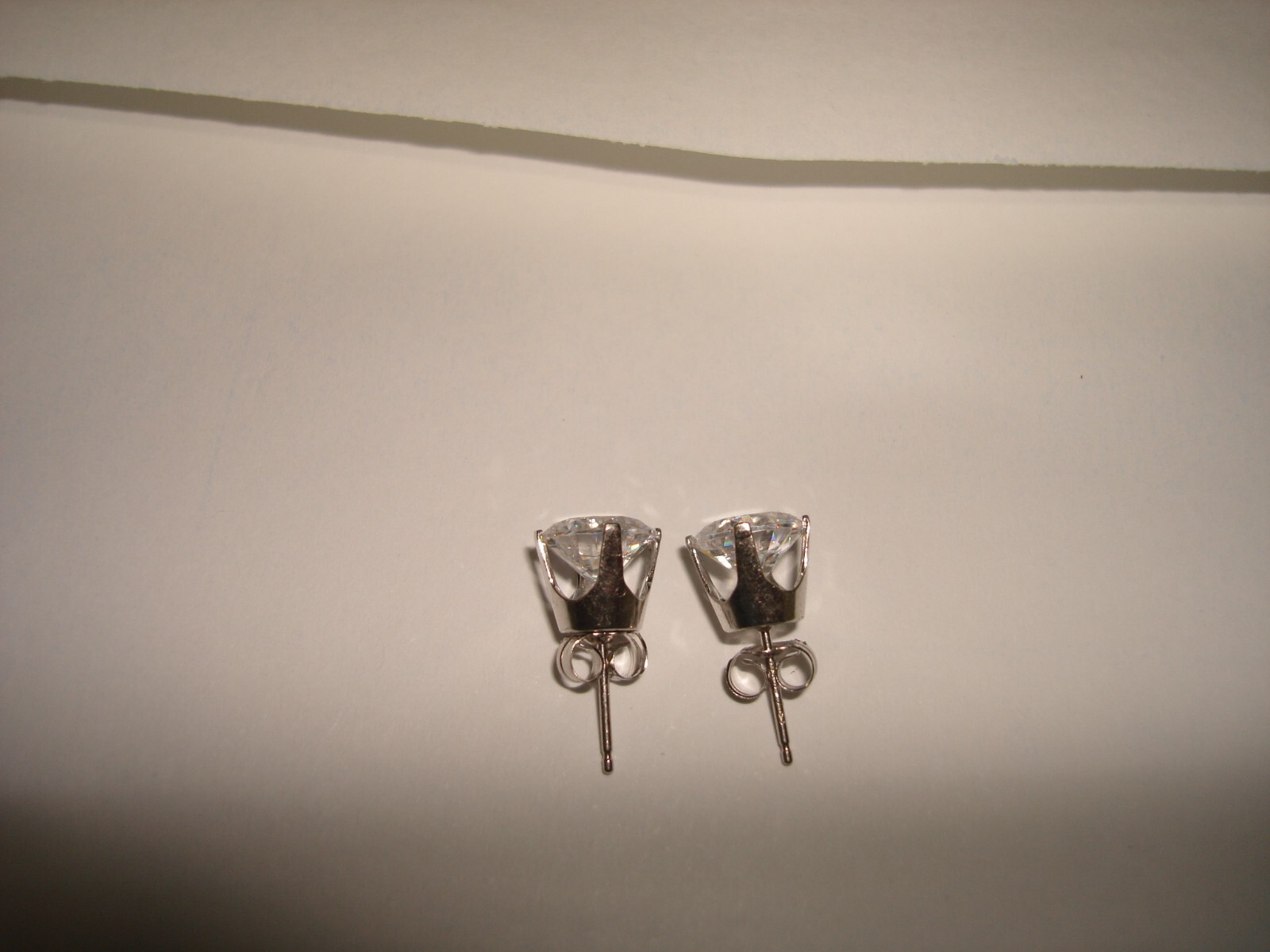 Vintage 14kt Solid White Gold 7.98 mm Diameter Diamonique Stud Pierced Earrings