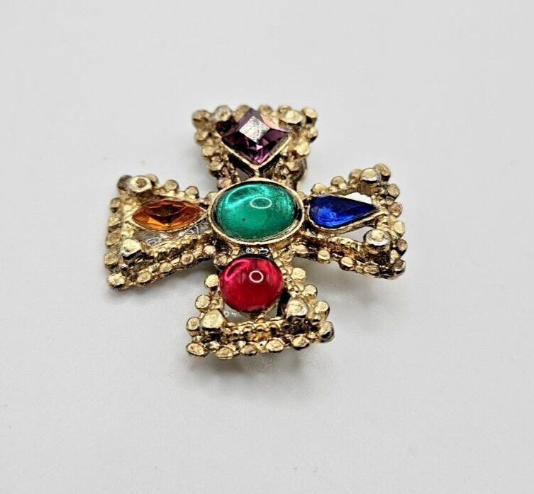 SMALL MALTESE CROSS VINTAGE GLASS STONES JEWEL TONES DIFFERENT SHAPES PIN Brooch