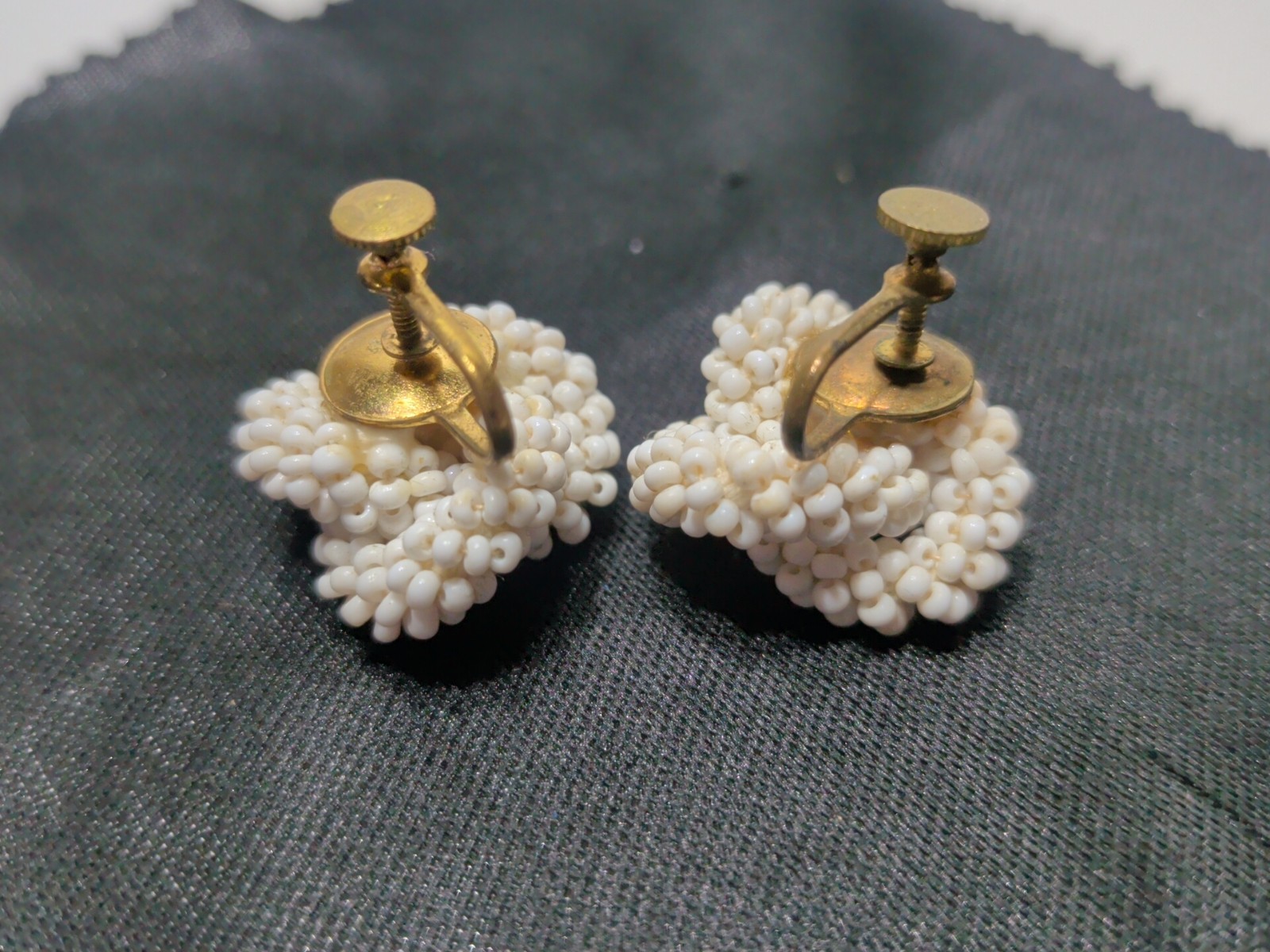 ✨VINTAGE✨ Mid Century Tiny Beaded Knot Style Screw Back Earrings